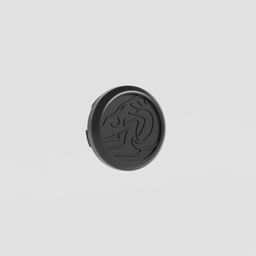 360° rotation of Mono Cap showing minimalist styling and low-profile snap-in fit